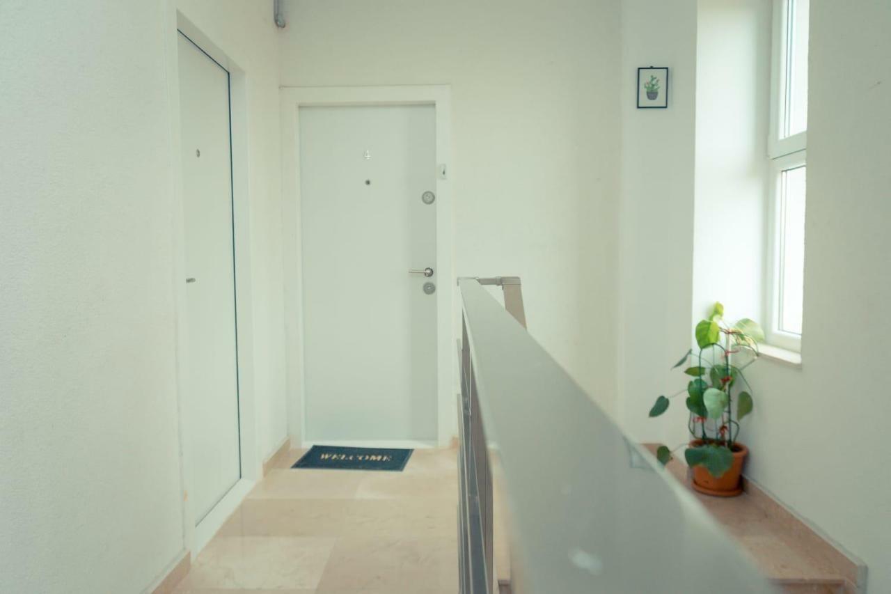 Apartament #Luna Mamaia N นาโวดาริ ภายนอก รูปภาพ